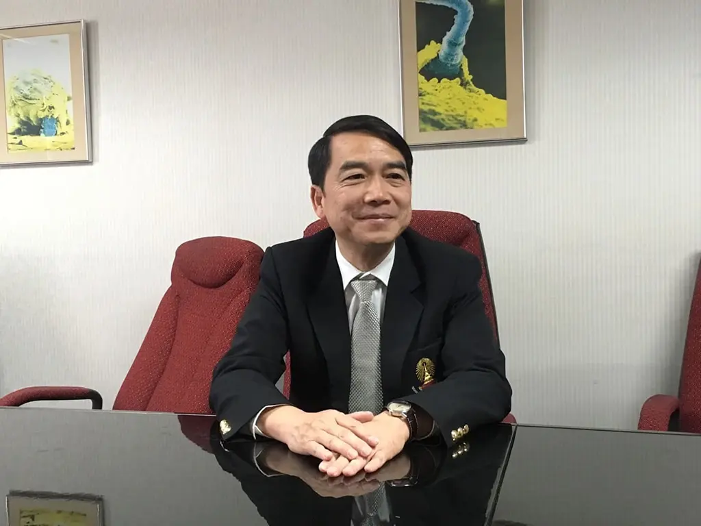 รศ.นพ.กำธร พฤกษานานนท์ ประธานอนุกรรมการเวชศาสตร์การเจริญพันธุ์ ราชวิทยาลัยสูตินรีแพทย์แห่งประเทศไทย